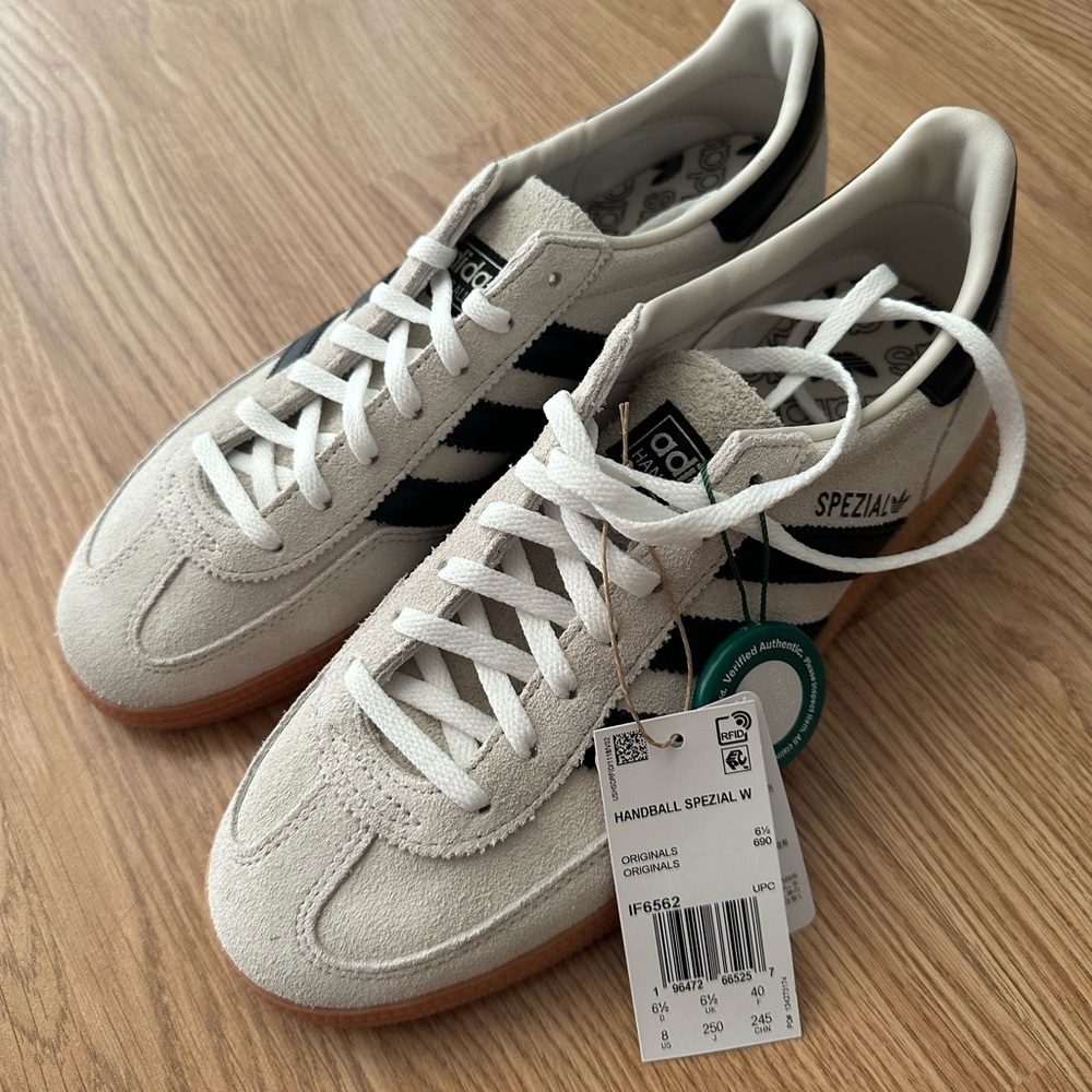 Adidas Spezial Aluminum